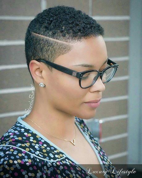 Coupe afro femme 2019