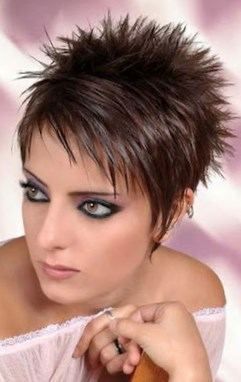 Modele coiffure femme court 2019 modele-coiffure-femme-court-2019-99_2 