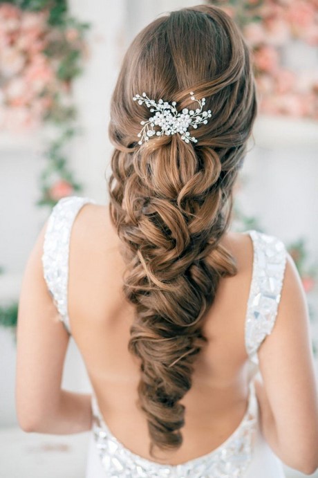 Cheveux long coiffure mariage cheveux-long-coiffure-mariage-98_11 
