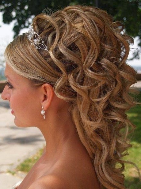 Cheveux long coiffure mariage cheveux-long-coiffure-mariage-98_14 