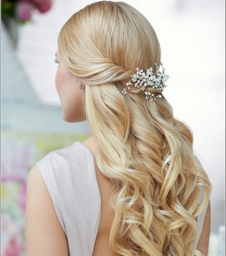 Cheveux long coiffure mariage cheveux-long-coiffure-mariage-98_17 