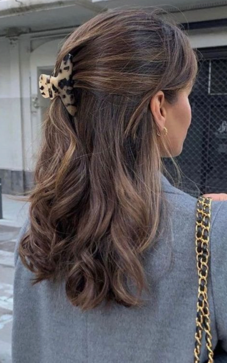 Coup de cheveux mi long 2023 coup-de-cheveux-mi-long-2023-08 