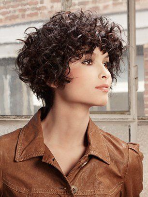 Coupe cheveux frisés femme 2023 coupe-cheveux-frises-femme-2023-40_13 