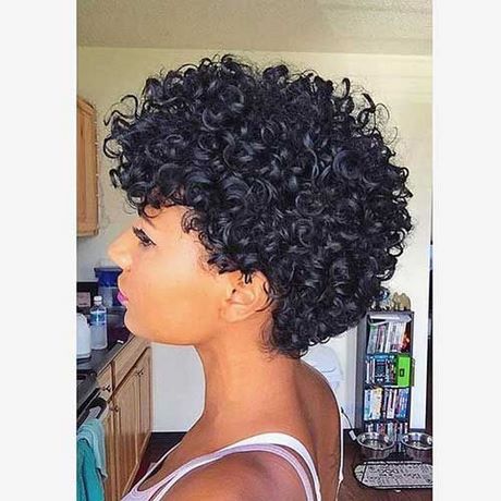 Coiffure femme noire cheveux naturels