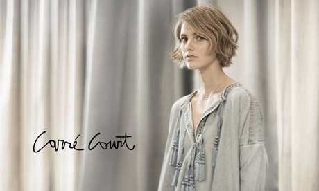 Coupe carre court blond