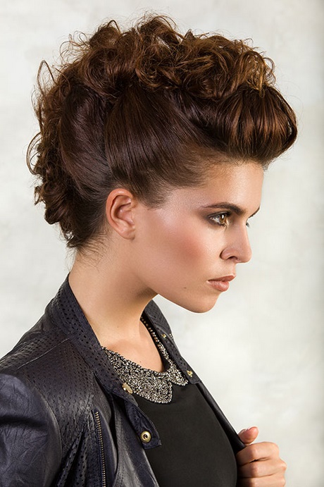 Coiffure femme rock coiffure-femme-rock-90_11 