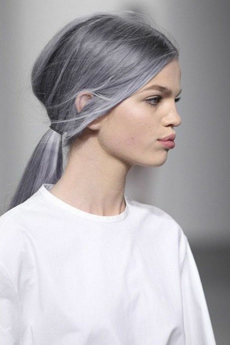 Cheveux gris jeune femme cheveux-gris-jeune-femme-89_15 
