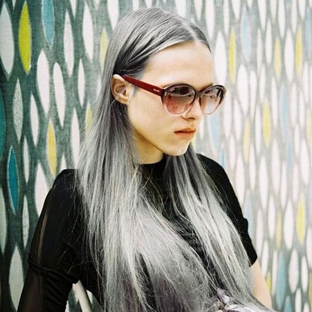 Cheveux gris long cheveux-gris-long-64_15 