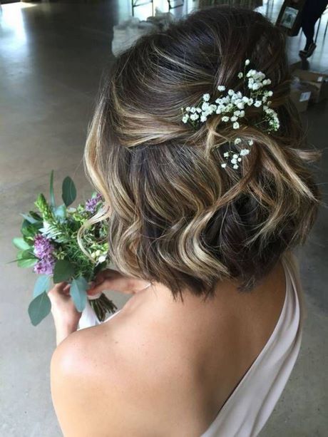 Coiffure mariage carré long coiffure-mariage-carre-long-95_16 
