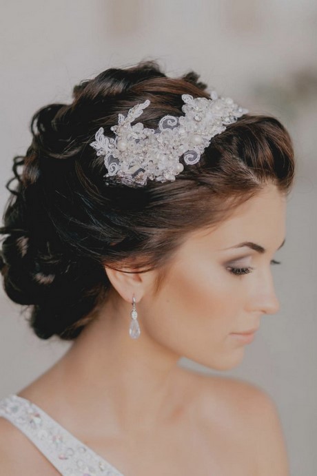 Coiffure mariage cheveux long brun coiffure-mariage-cheveux-long-brun-98_3 