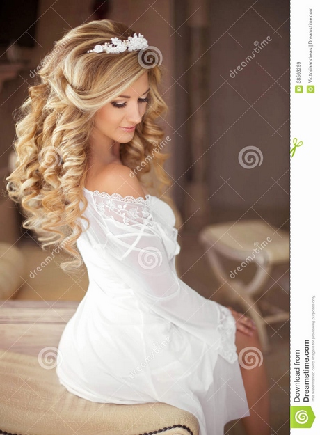 Coiffure mariage cheveux mi long ondulé coiffure-mariage-cheveux-mi-long-ondule-36_7 
