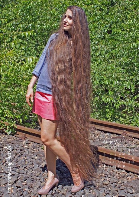 Femme cheveux tres long femme-cheveux-tres-long-23 