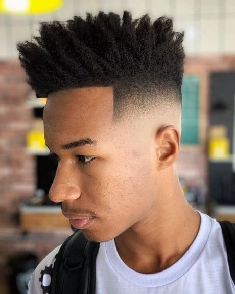 Coiffure afro homme 2021 coiffure-afro-homme-2021-26_12 