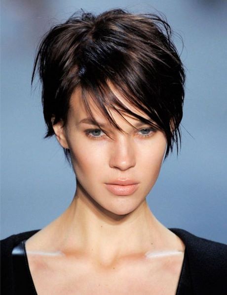 Coiffure courte femme tendance 2021 coiffure-courte-femme-tendance-2021-75_7 