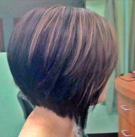 Modele de coupe de cheveux carre plongeant modele-de-coupe-de-cheveux-carre-plongeant-99_15 