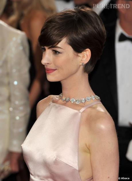 Anne hathaway cheveux courts anne-hathaway-cheveux-courts-75_14 