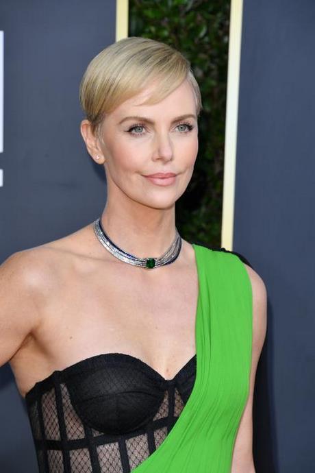 Charlize theron coupe courte charlize-theron-coupe-courte-16_15 