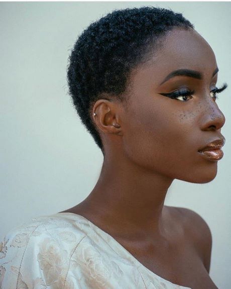 Cheveux court femme africaine cheveux-court-femme-africaine-21 
