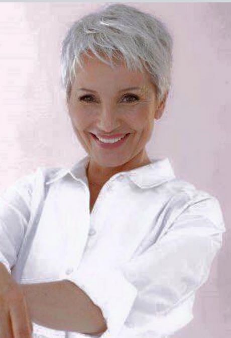 Coupe courte femme cheveux gris coupe-courte-femme-cheveux-gris-34_8 