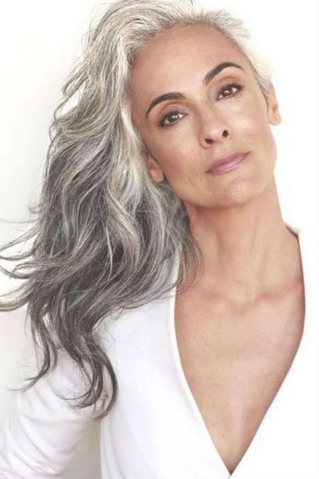 Cheveux gris long femme cheveux-gris-long-femme-44_6 