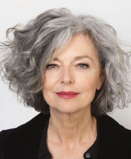 Coiffure cheveux gris femme 60 ans coiffure-cheveux-gris-femme-60-ans-81_10 