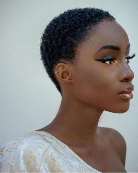 Coiffure courte femme africaine coiffure-courte-femme-africaine-47_12 