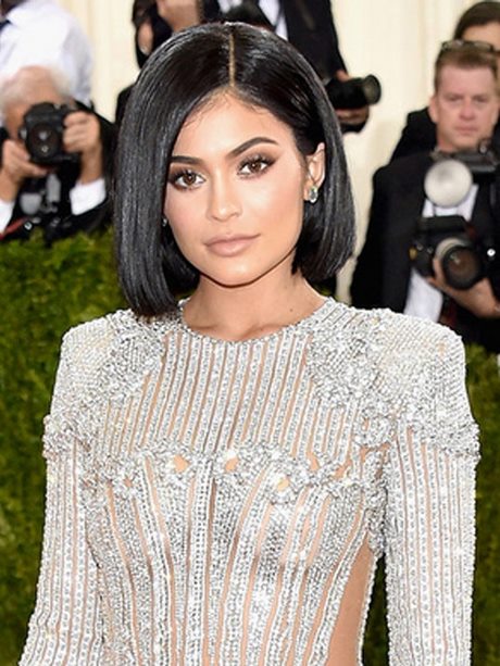 Coupe carré kylie jenner coupe-carre-kylie-jenner-89 