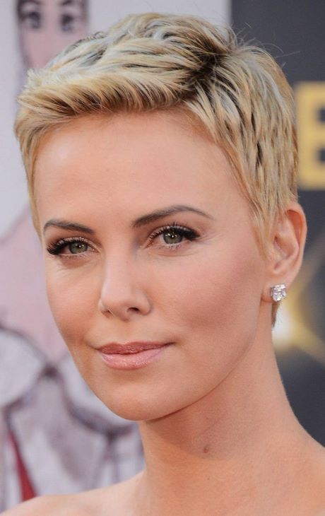Coupe courte charlize theron coupe-courte-charlize-theron-61_11 