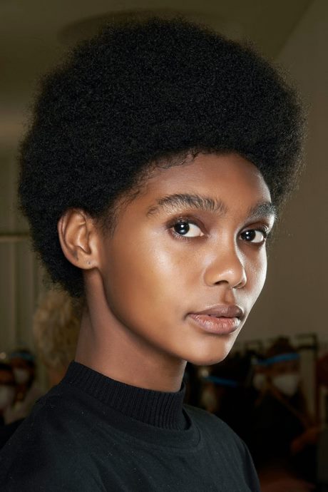 Coupes courtes afro coupes-courtes-afro-59_3 