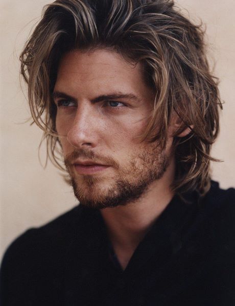 Homme coupe cheveux long homme-coupe-cheveux-long-80_13 