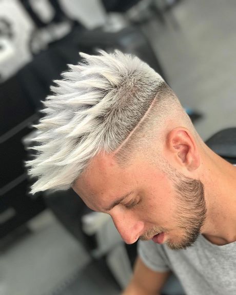 Coupe cheveux courts homme 2023