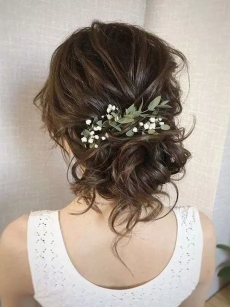Coiffure mariage cheveux courts 2024 coiffure-mariage-cheveux-courts-2024-67_15-8 