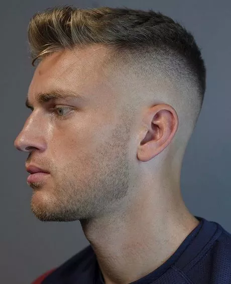 Tendance coiffure 2024 homme tendance-coiffure-2024-homme-85-1 