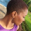 Cheveux afro court femme
